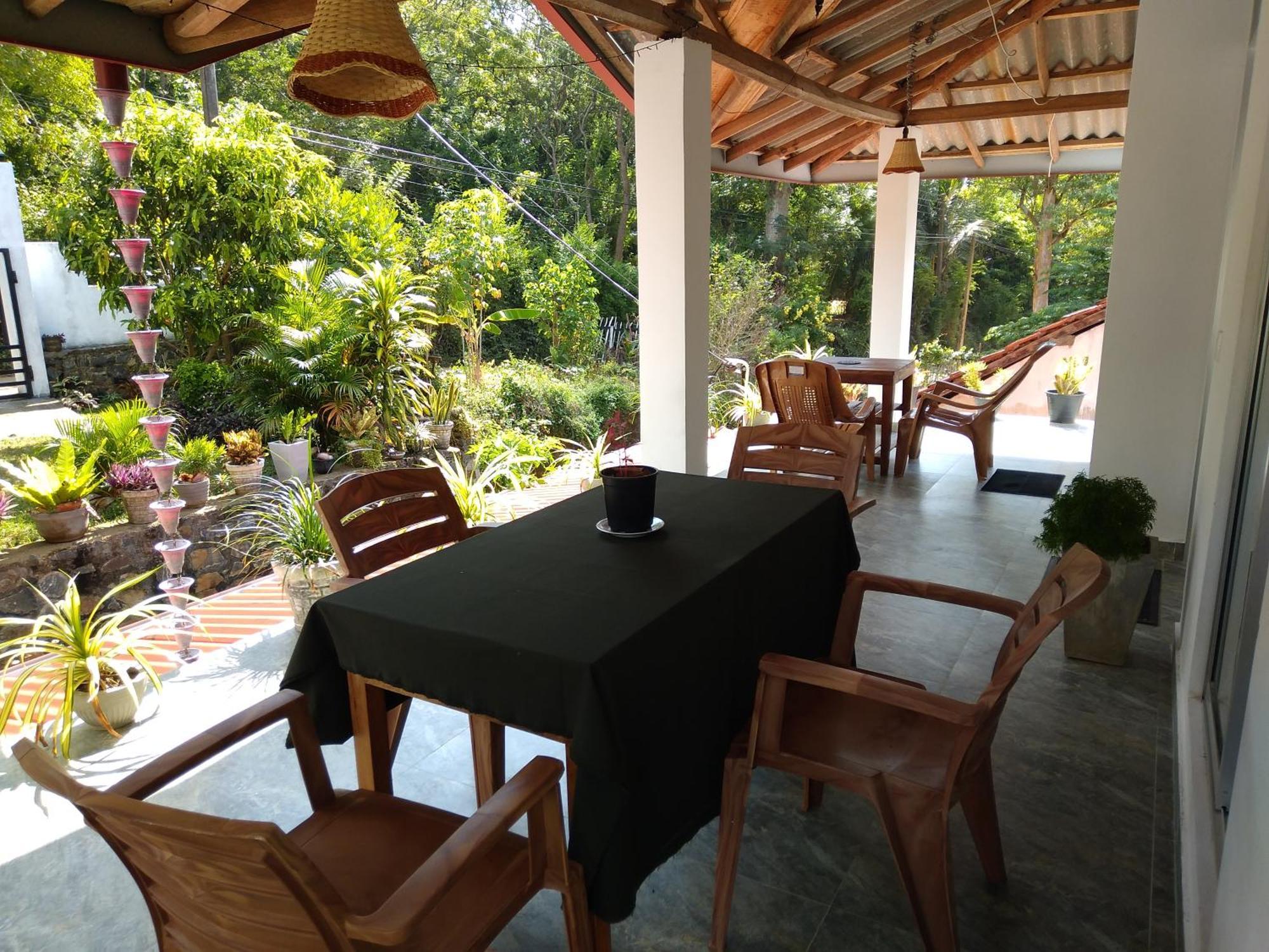 Sandhara Home Stay Tangalle Bilik gambar